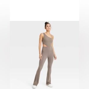 JoyLab Women's Full Length Sleeveless Flare Bodysuit Cutout Jumpsuit Small